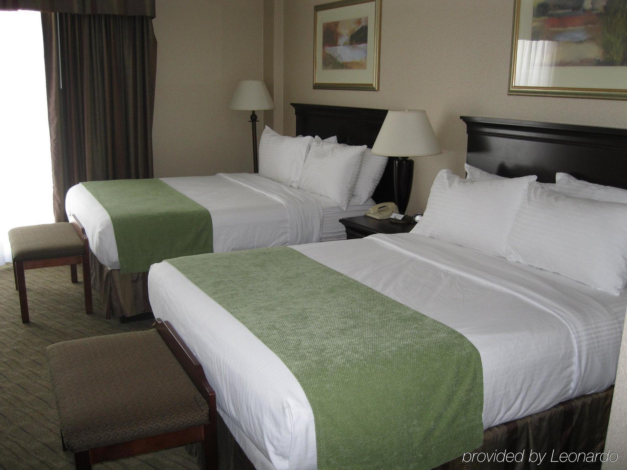 Plaza Hotel & Suites - Eau Claire Esterno foto