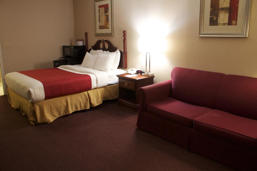 Plaza Hotel & Suites - Eau Claire Esterno foto